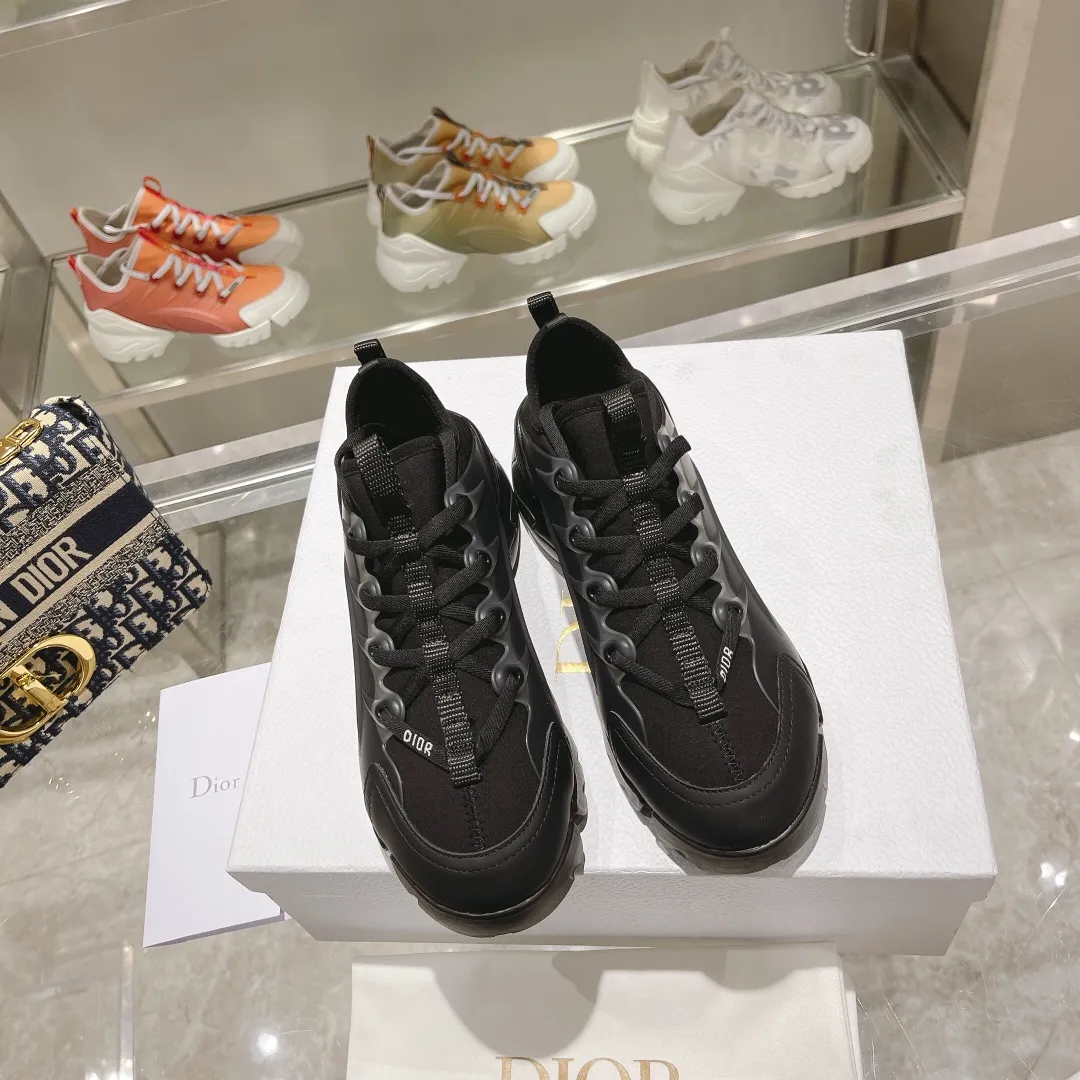 👟👟Ex-factory price 460👟👟 Women’s shoes Women’s shoes Women’s shoes Women’s shoes Women’s shoes Women’s shoes Women’s Dior sports dad shoes Your ideal high-end quality customization, a new product created by Crusie “J’ADI*R” at the first major show of Paris Fashion Week‼ ️Molded from the original board, all details are welcome to be appraised and compared 🔥 Upper: Original imported customized Lycra surface with soft silk cowhide Inner: soft, comfortable and breathable Foot pads: cowhide injection molded feet, original molded color matching Logo webbing Original molded 3D film combination Original molded anti-slip combination outsole! Original packaging consistent! Number of yards: 35-41 yards (custom-made sizes 41 are non-refundable)